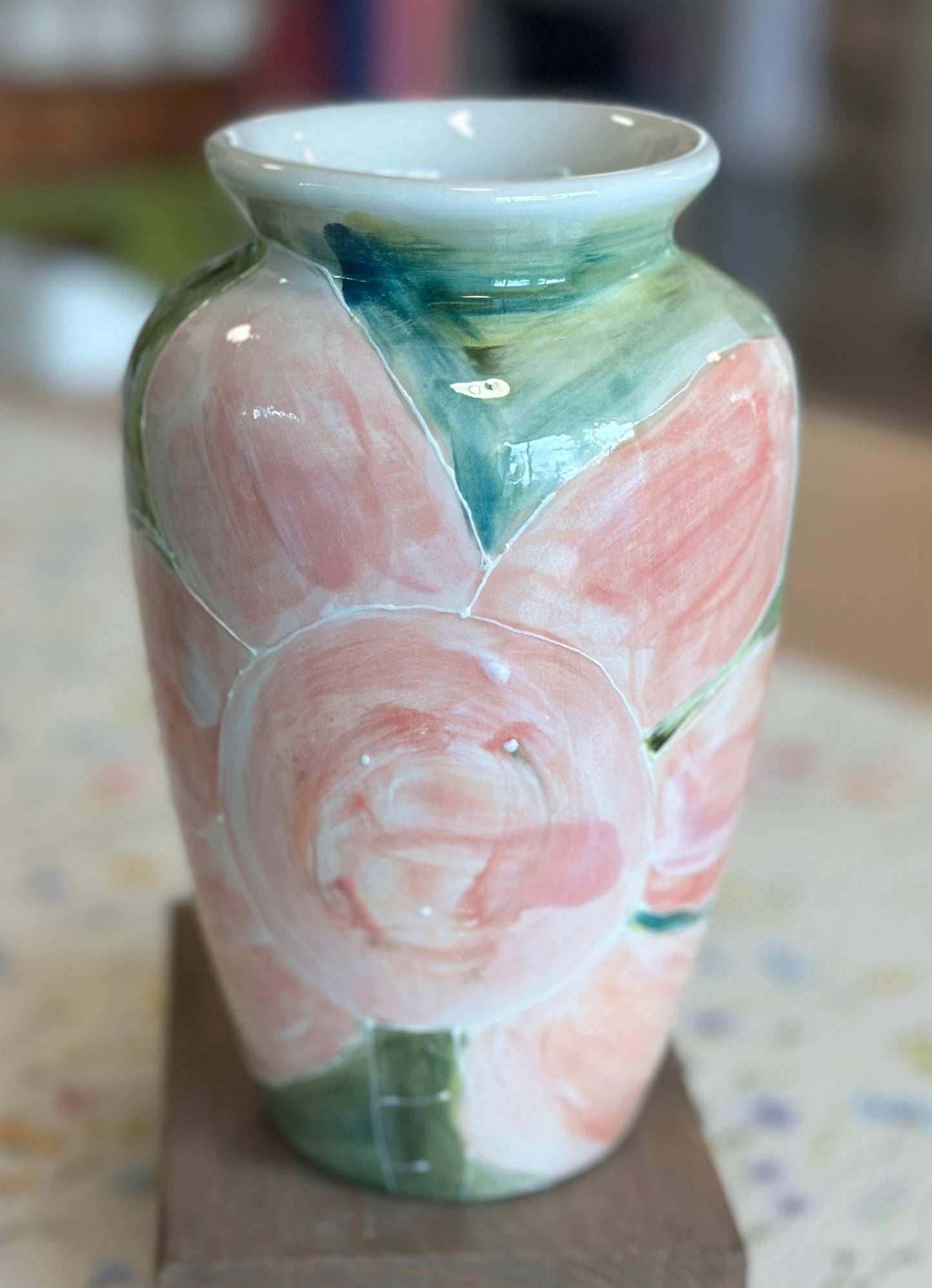 Botanical vase