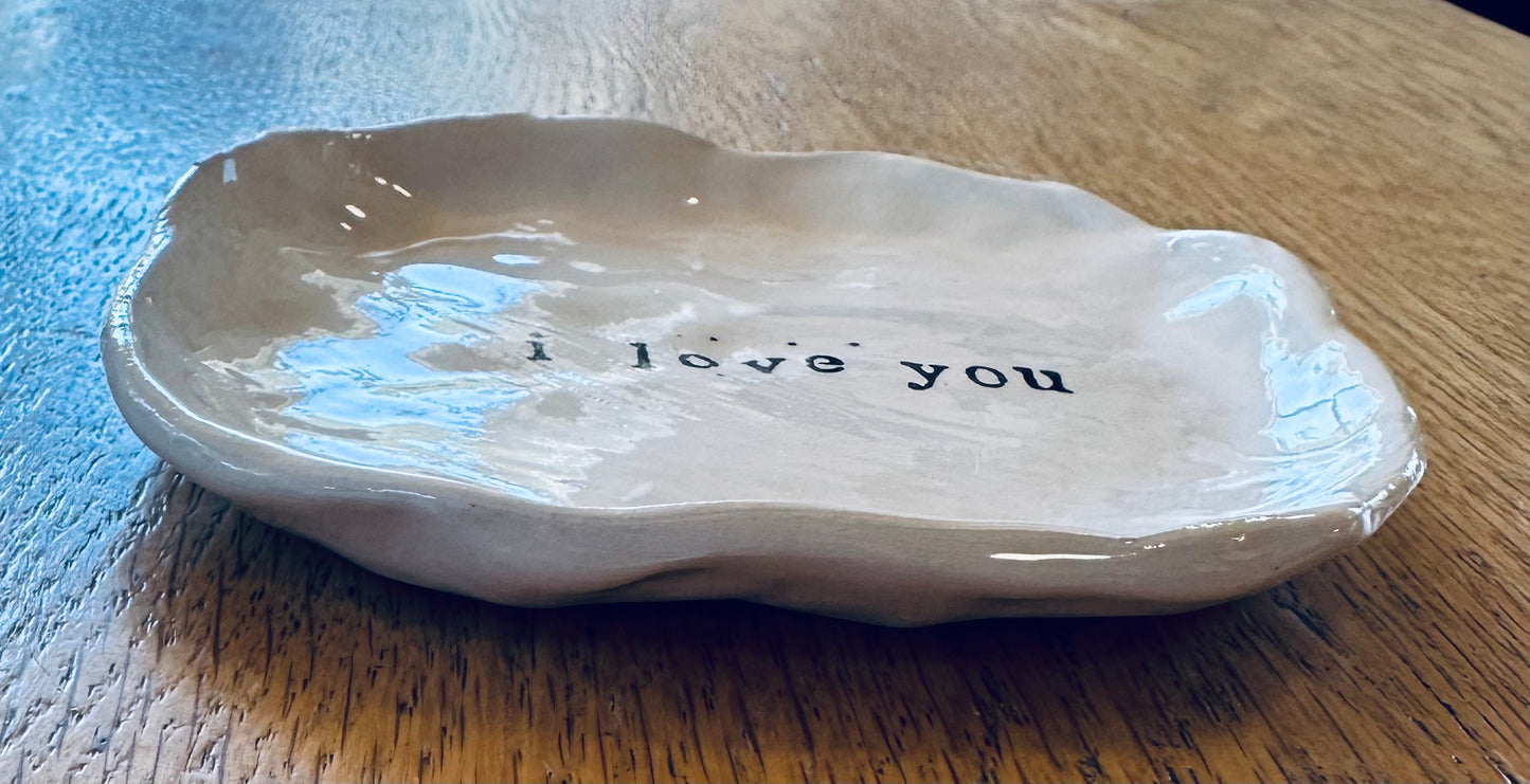 “I love you” jewelry dish