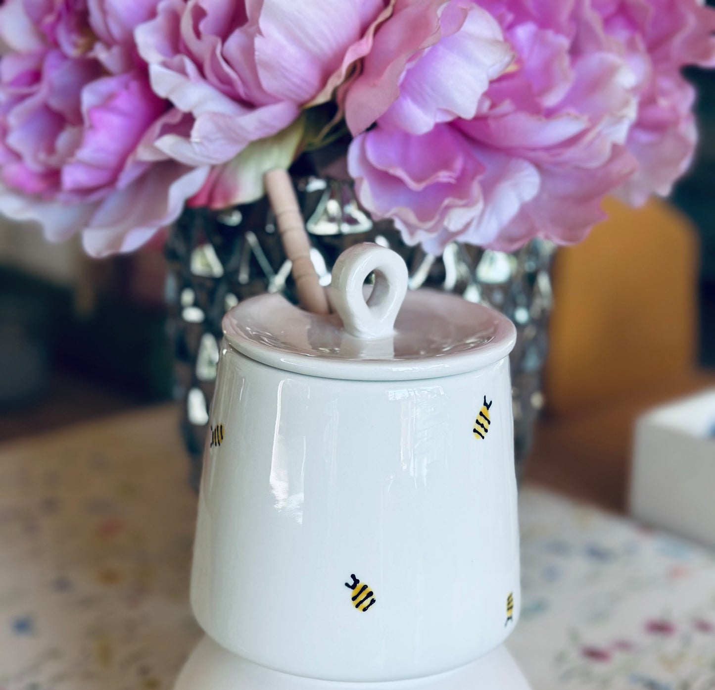 Honey Bear & bees honey pot
