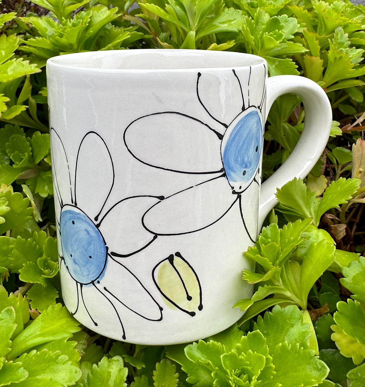 Blue Daisy mug