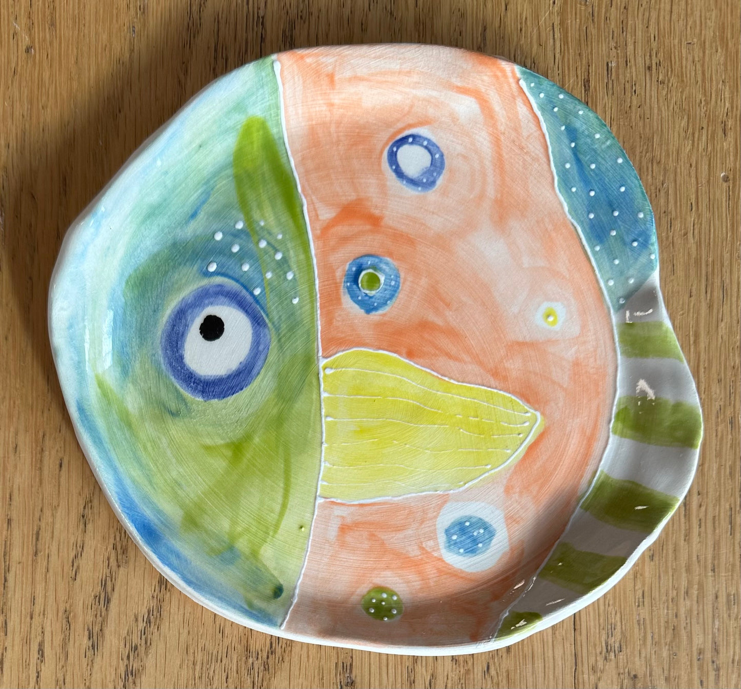 Orange & blue fish ring plate