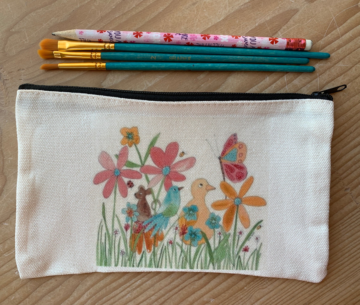 “Family time” pencil / paintbrush / make up case