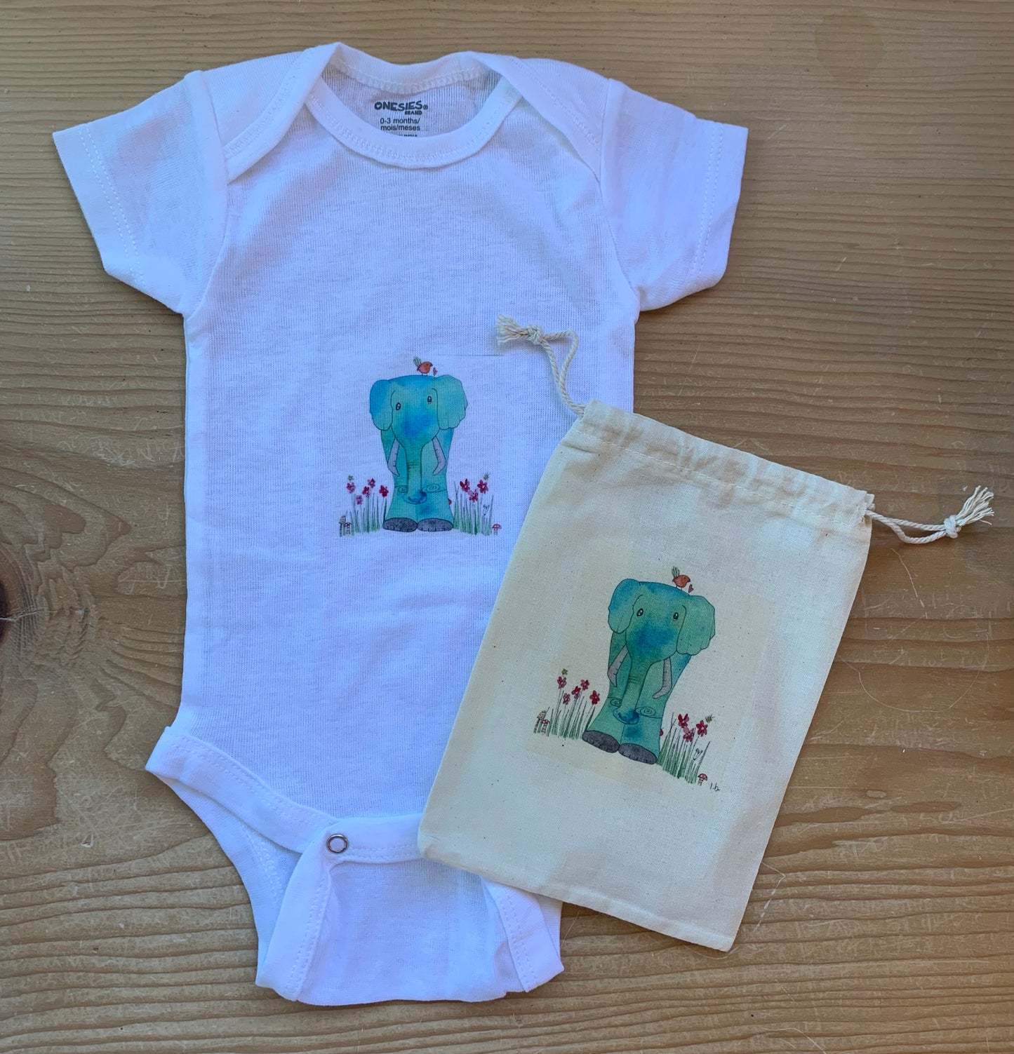 Elephant and birdie Onesie 0-3 months newborn