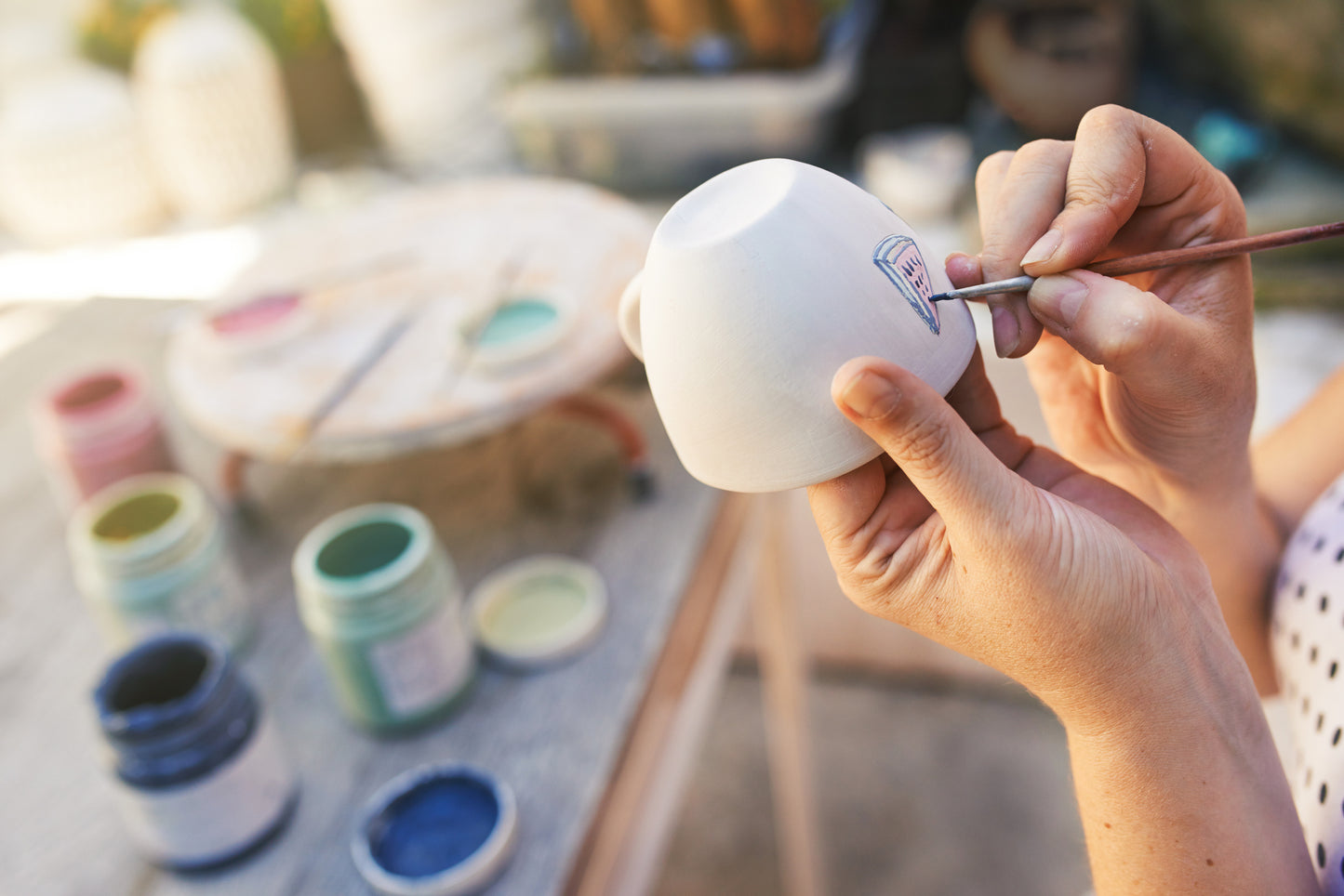 Ceramic painting class