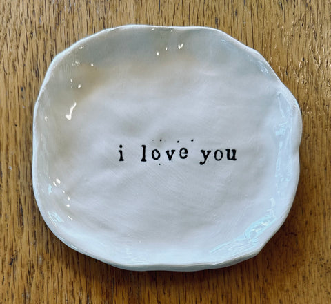 “I love you” jewelry dish