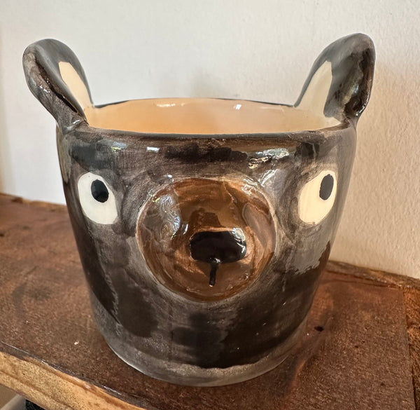 Black Bear love planter