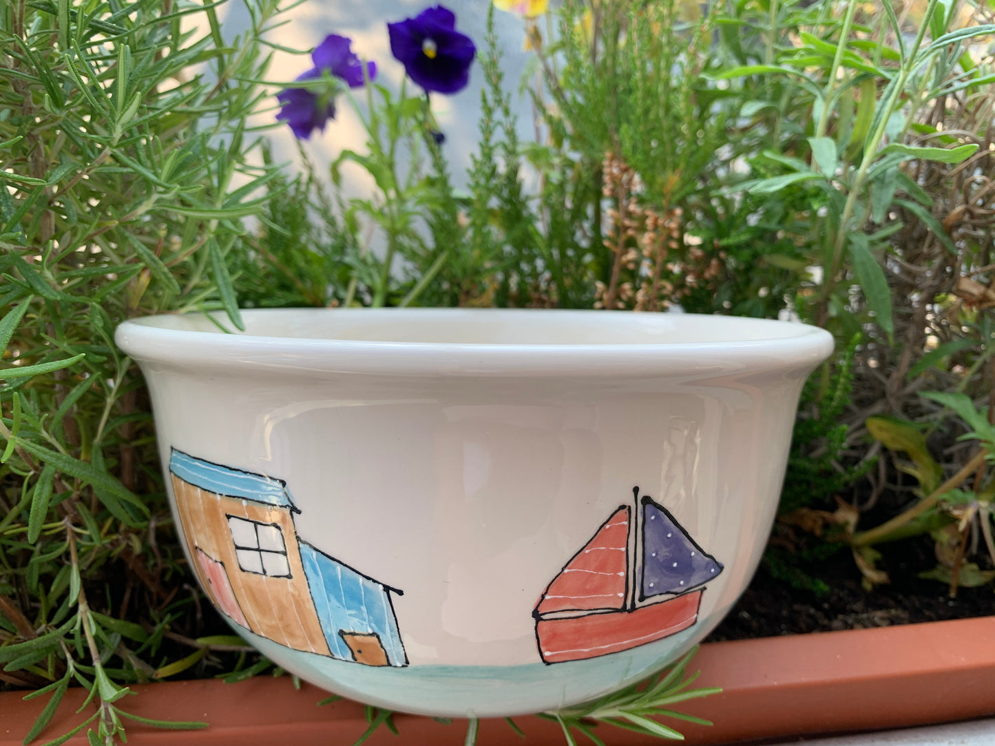 “Beach Huts” small serving bowl