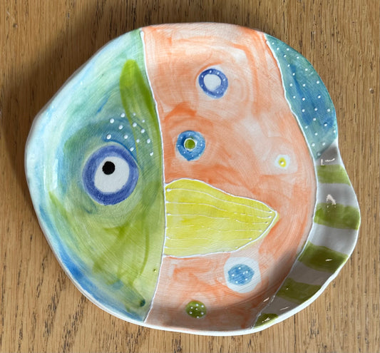 Orange & blue fish ring plate