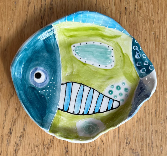 Green & blue fish ring plate