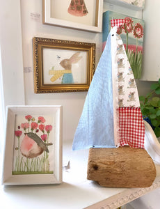 Driftwood sailboat “Little mouse with cupcake”