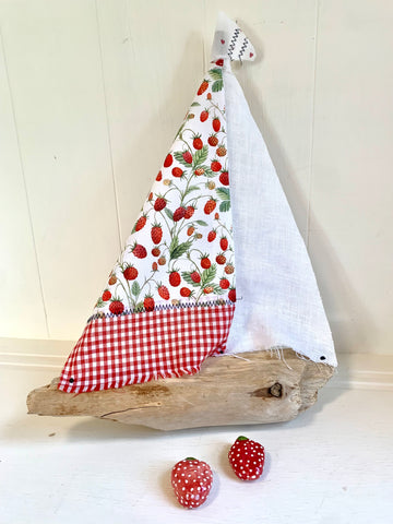 Driftwood sailboat “Raspberries & hearts”
