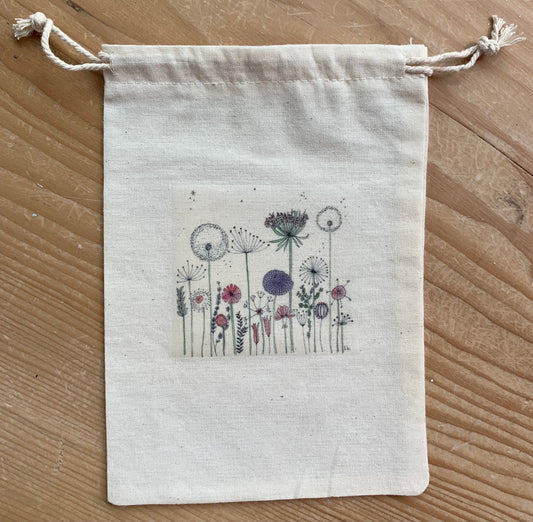 Dreaming of Spring - drawstring bag