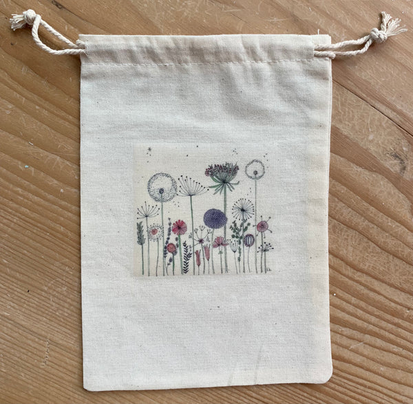 Dreaming of Spring - drawstring bag