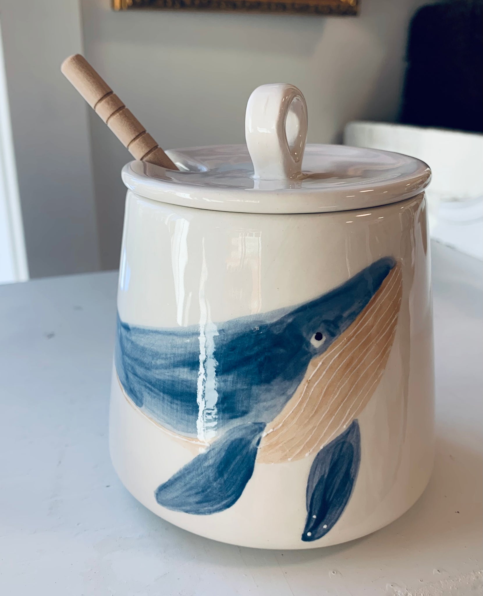 “Blue Whale” honey pot