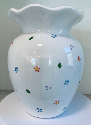 "Tiny flowers” vase