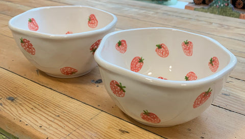 Summer strawberry Bowls (Set of 2)